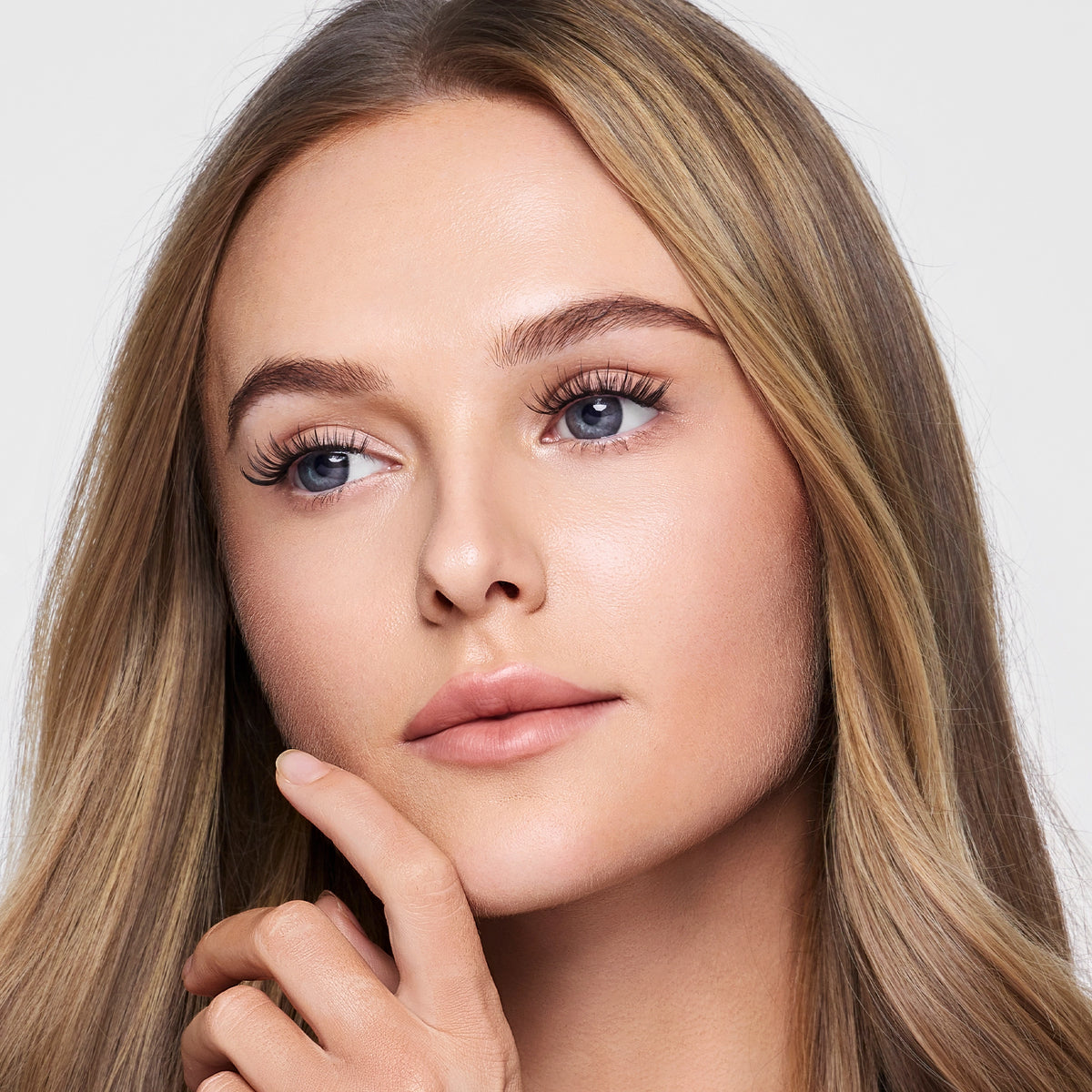 Broadway Muse – Spotlight Charm Lashes